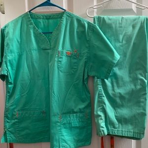 Med couture scrub set